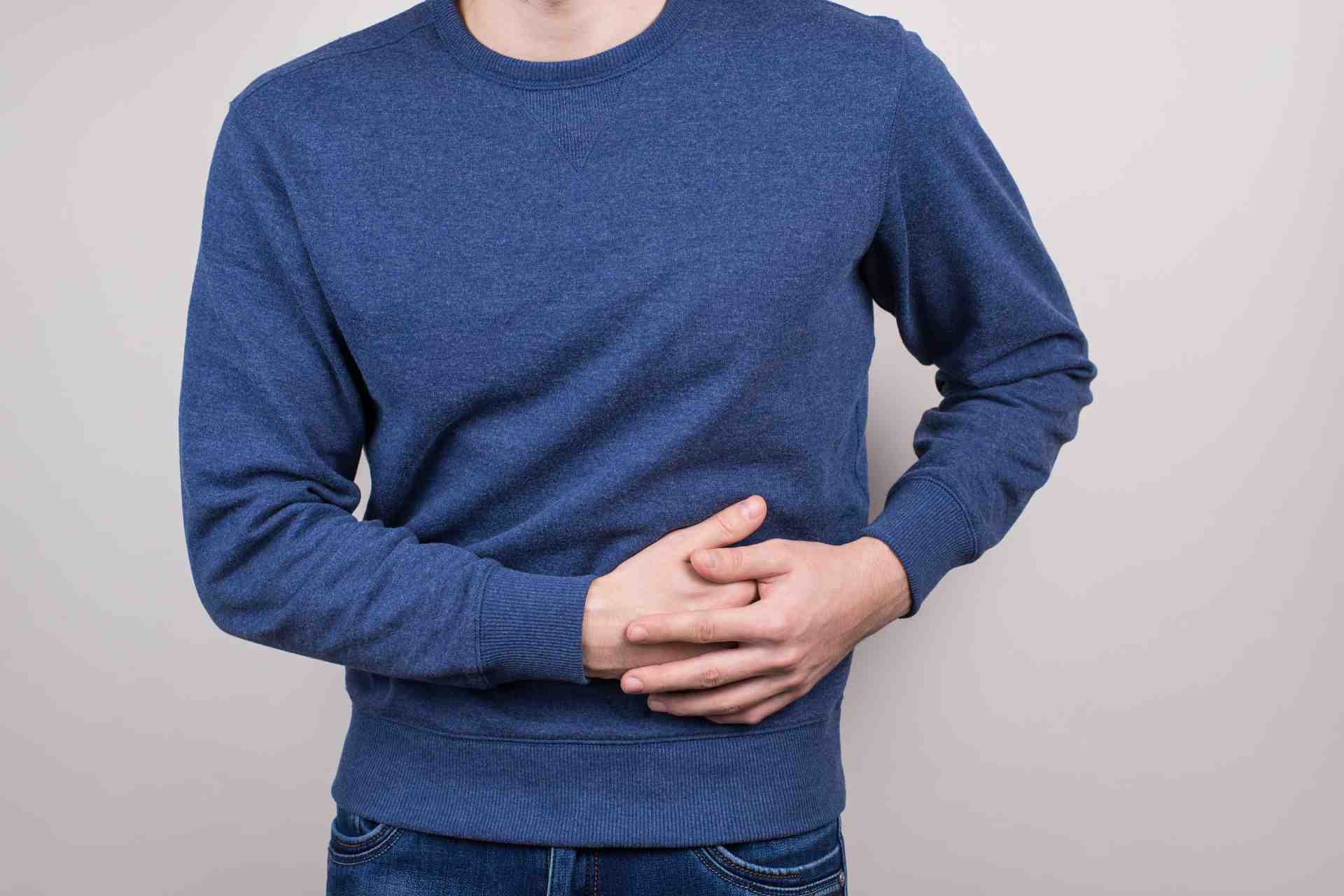 Diverticoli intestinali: cause, sintomi e trattamenti