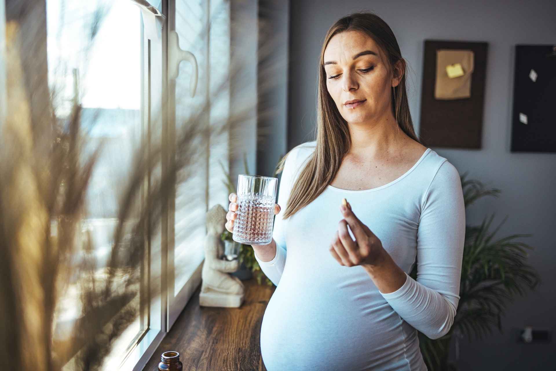 Gli antibiotici in gravidanza “indeboliscono” il latte materno? Al via uno studio italiano